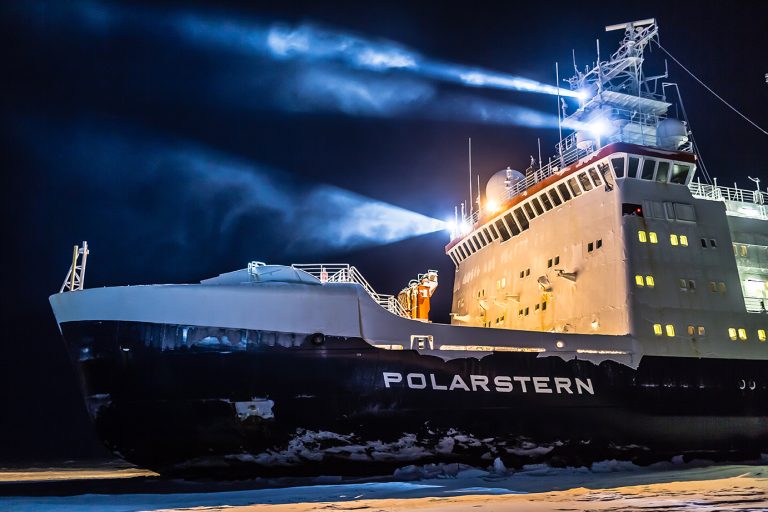 antarctica-expedition-polarstern-ship antarctica-expedition-polarstern-ship