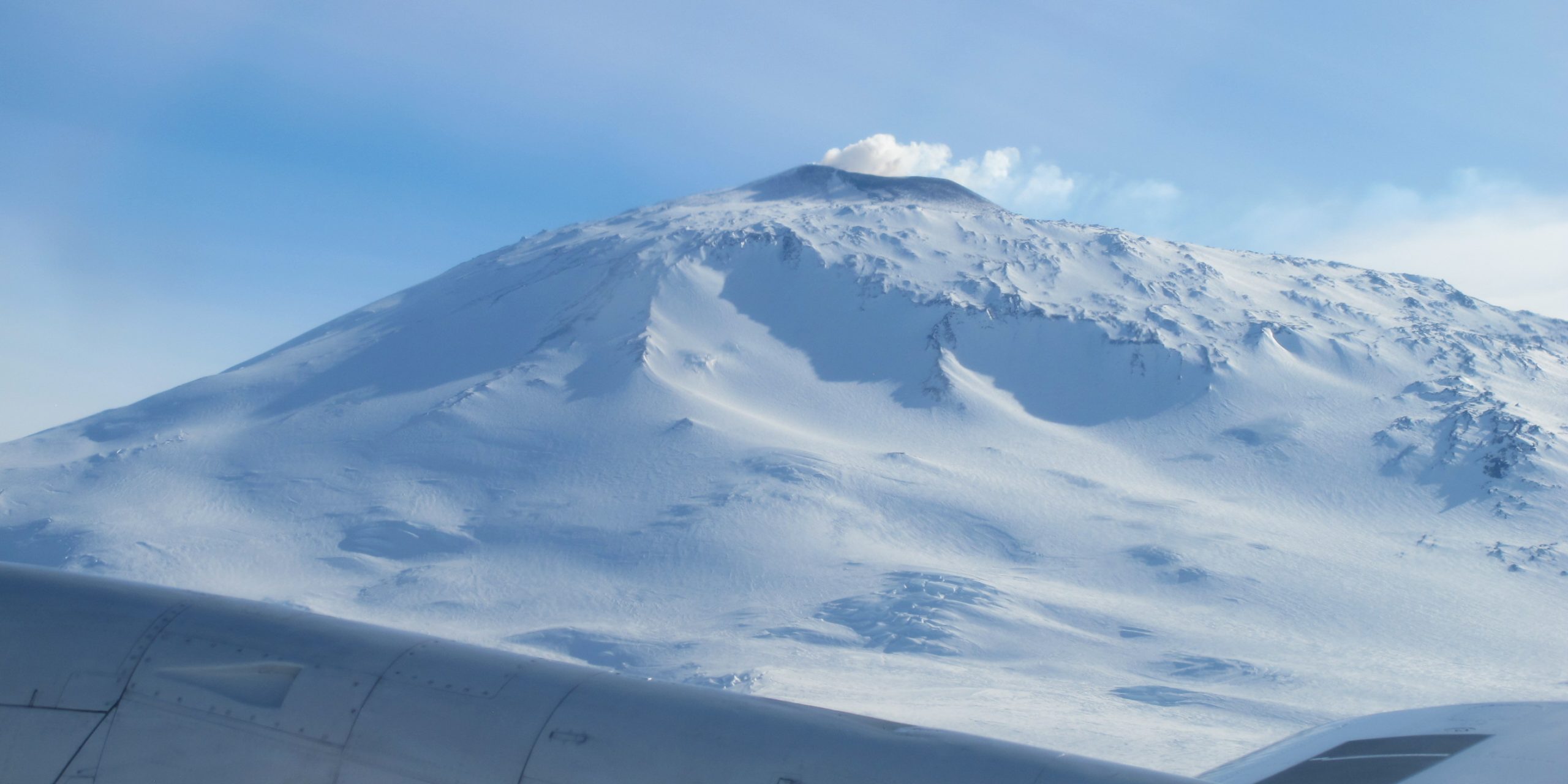 Antarctica Mount Erebus Is Worlds Most Southern Active Volcano